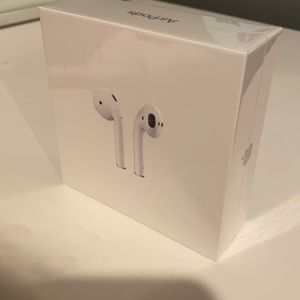 Brand new apple airpods 1st generation